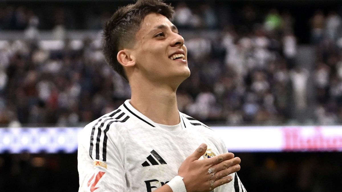 Real Madrid'in yıldızı Arda Güler'den büyük başarı: En iyiler arasında yer aldı