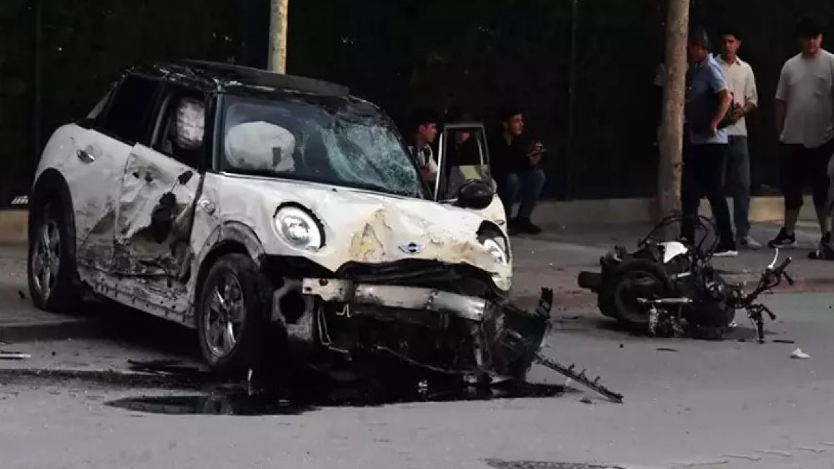 Konya’da ilk iş gününde feci son: Otomobilin çarptığı motosikletli kurye hayatını kaybetti