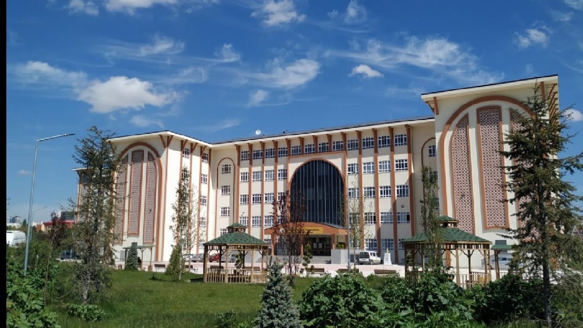 Ankaralıların araştırması hızlandı! En iyi anadolu liseleri belli oldu! Herkes çocuklarını bu okullara göndermek isteyecek