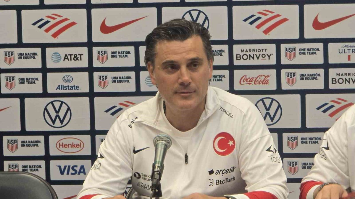 Montella: “Amerika'da olmak mutluluk verici, 2026 için önemli bir tecrübe”