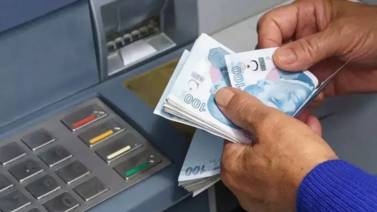 Cebinde 100 lirası olanlar dikkat! Salı günü tarih oluyor: ATM'ler artık ne alacak ne de verecek