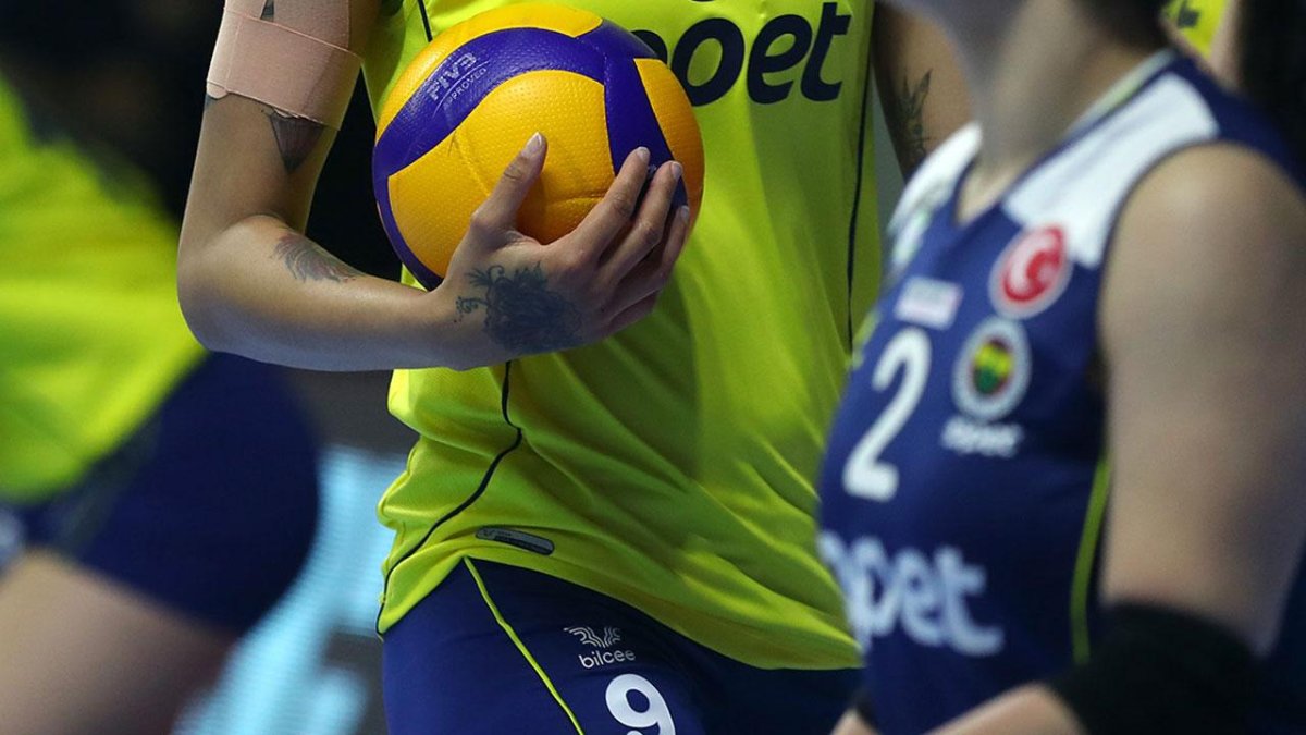 Fenerbahçe Kadın Voleybol Takımı'ndan dev transfer! İtalyan pasör kadroda