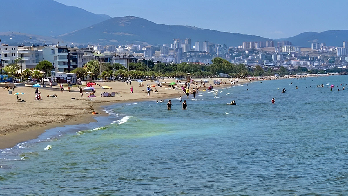 Mavi bayraklı plajlar yaza hazır: Güneşin tadı temiz plajlarla çıkar! Samsun'da bu yaz bambaşka olacak