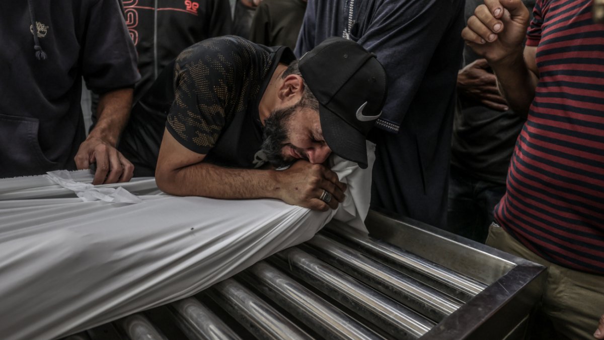 Gazze'de can kaybı 54 bin 927’ye yükseldi