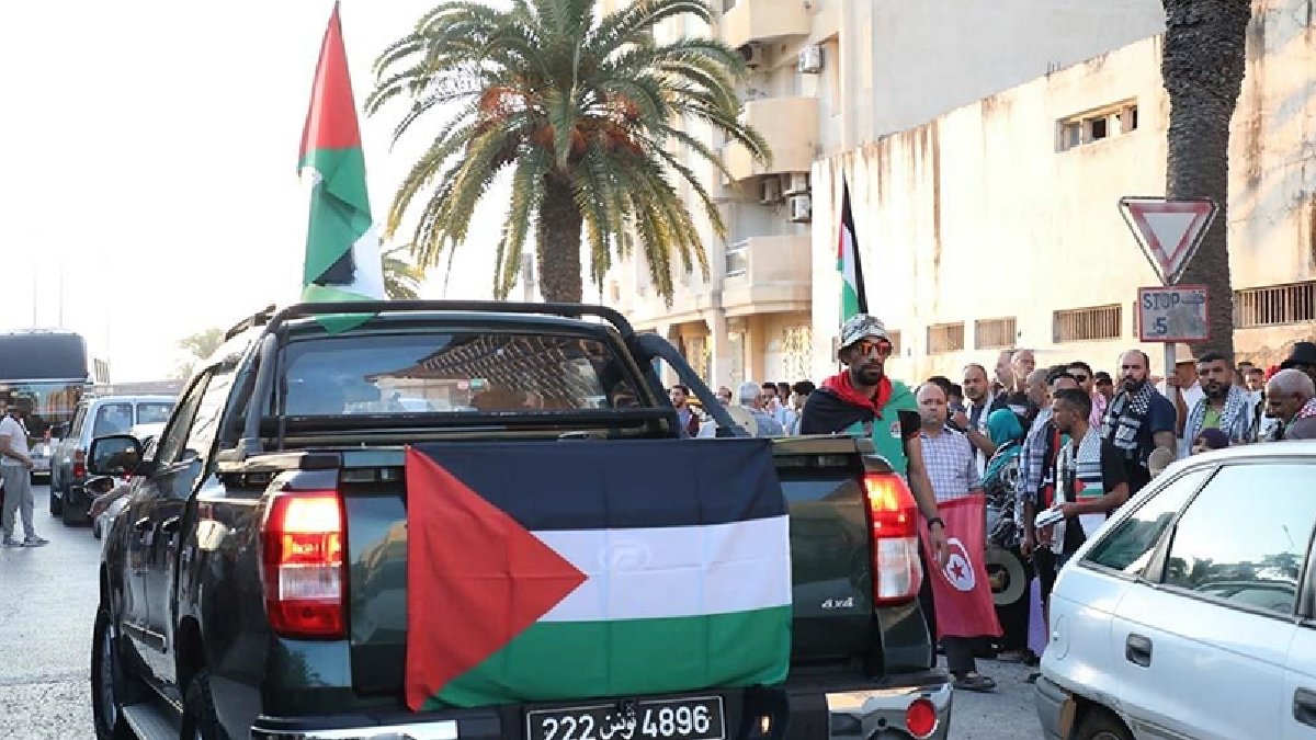 İsrail soykırımına karşı Tunus’tan çıktı: Mağrip Direniş Konvoyu, 100 araç ve 12 otobüsle yollarda