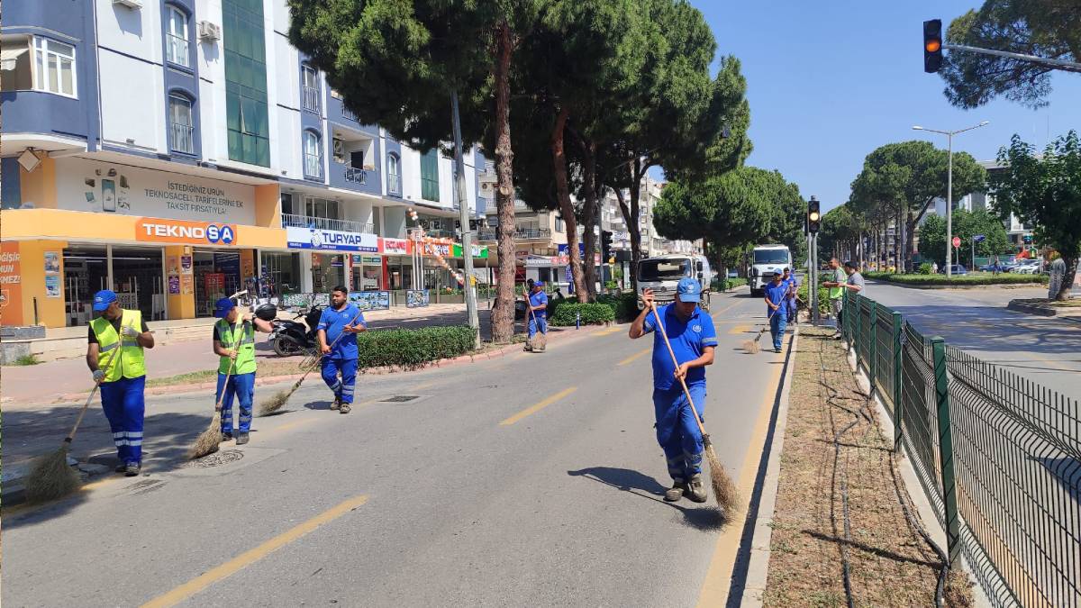 Başkan Çerçioğlu'nun çalışmaları ile Kuşadası ve Didim pırıl pırıl oluyor