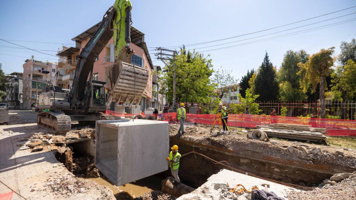İZSU’dan bir yılda 75 kilometrelik yağmur suyu yatırımı