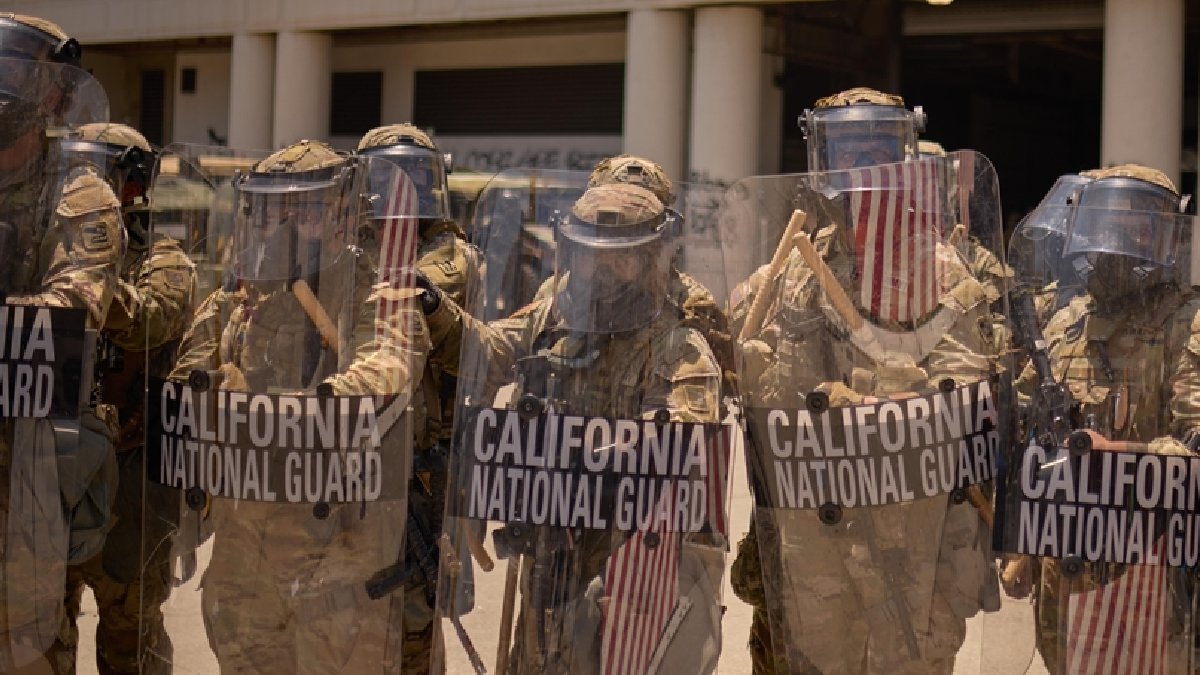 ABD’deki göçmen protestolarında tansiyon yükseliyor: 2 bin asker daha Los Angeles yolunda