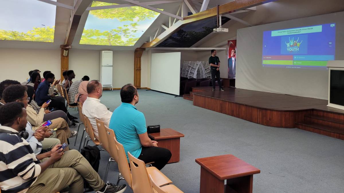 Eskişehir Gençlik Merkezi’nden uluslararası dayanışmaya katkı