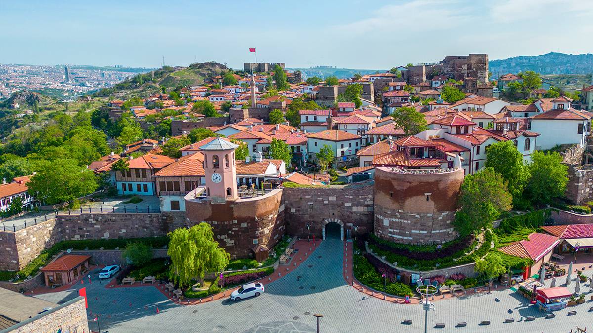 Ankara’da sıkılmak yok! Memur değil asıl eğlencenin şehri: İşte başkentin en eğlenceli ilçeleri!