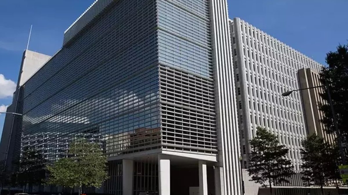Dünya Bankası Türkiye’nin büyüme tahminini yükseltti