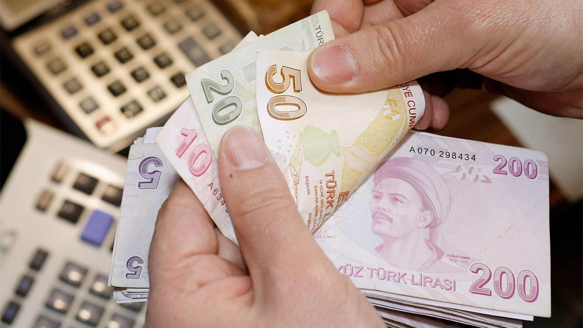 Her 10 liranın 9'u faize! İç borçta tehlikeli tırmanış sürüyor