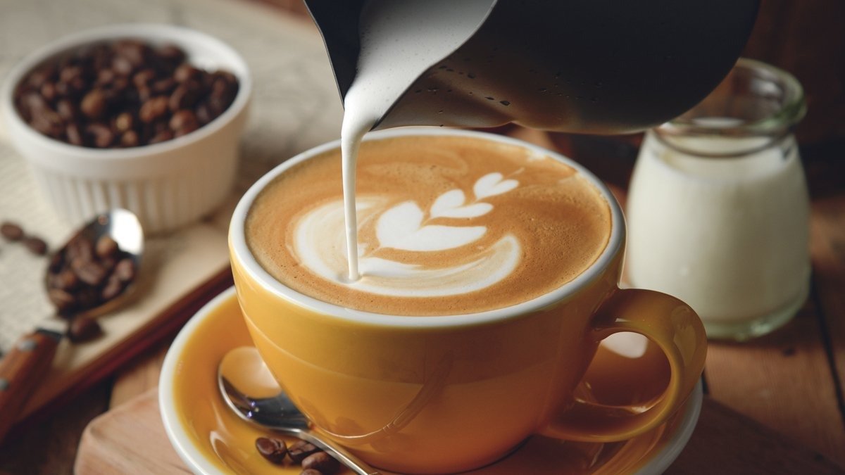 Kahveyi sütsüz tüketemeyenler dikkat! Uzmanlar uyarıyor: Tek bir bardağı bile zarar