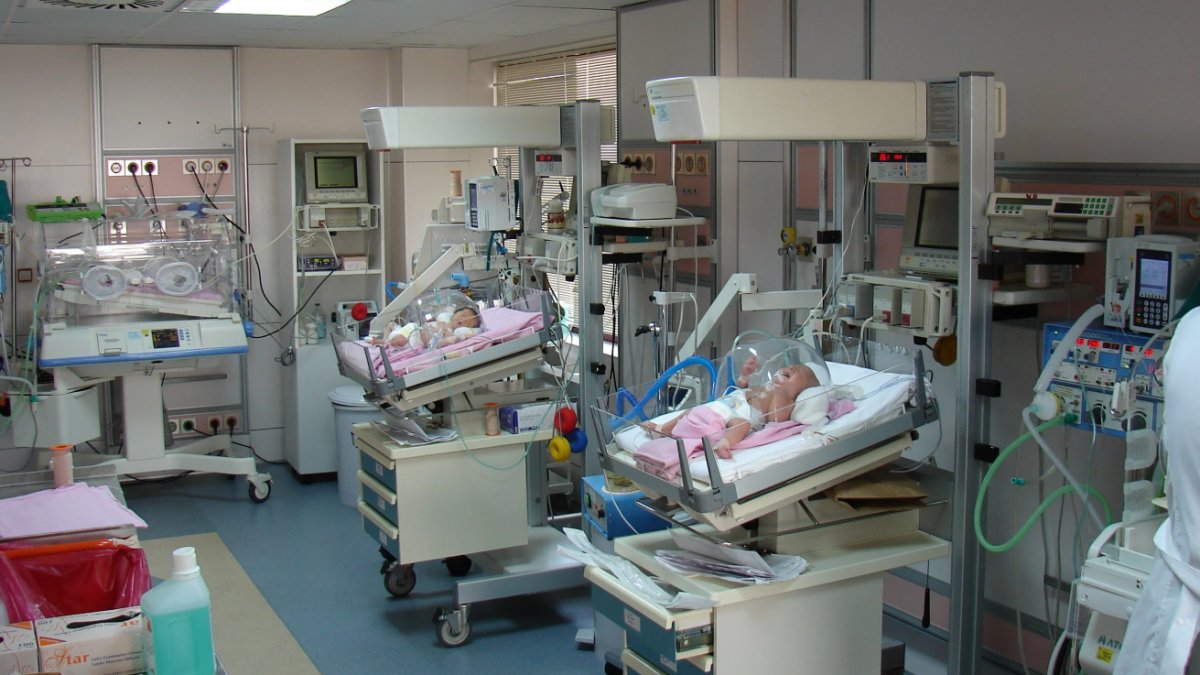 'Yenidoğan skandalı' sonrası hükümet harekete geçti: Yoğun bakıma yeni kurallar geliyor