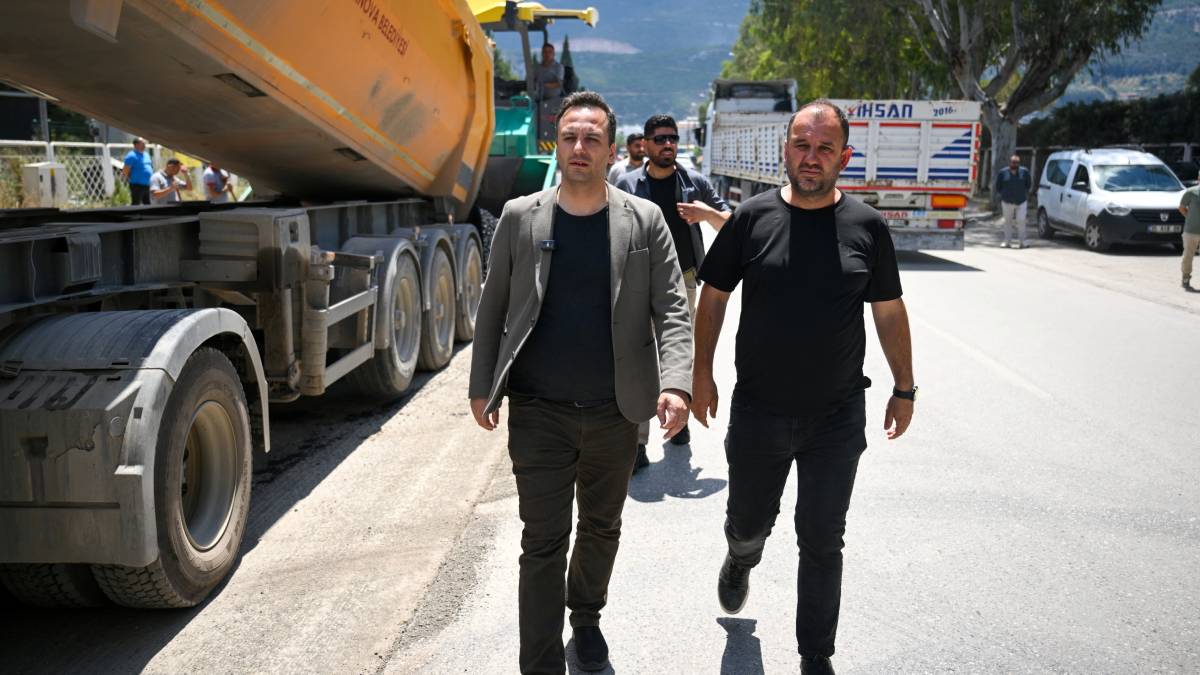 Bornova Belediyesinden gece-gündüz süren kapsamlı yenileme atağı