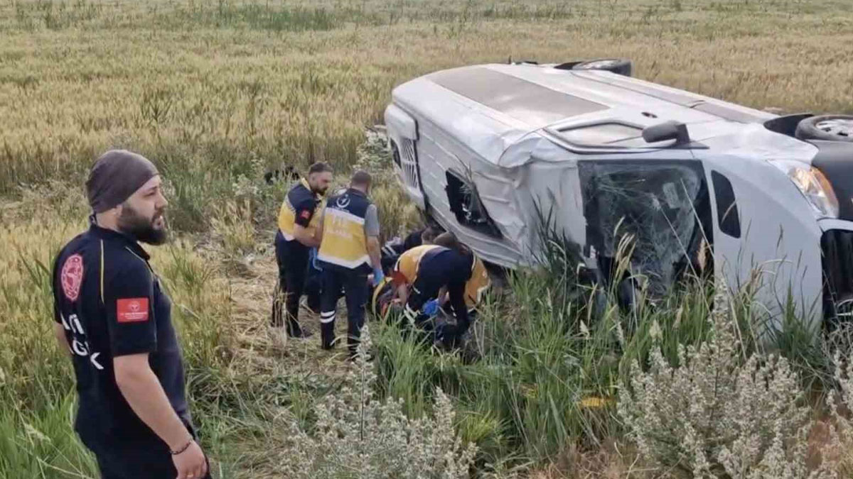 Düğün dönüşü feci kaza: Çok sayıda yaralı var