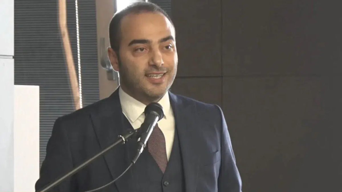 Gaziosmanpaşa Belediyesi AK Parti'ye geçti: Eray Karadeniz 21 oyla Başkanvekili seçildi