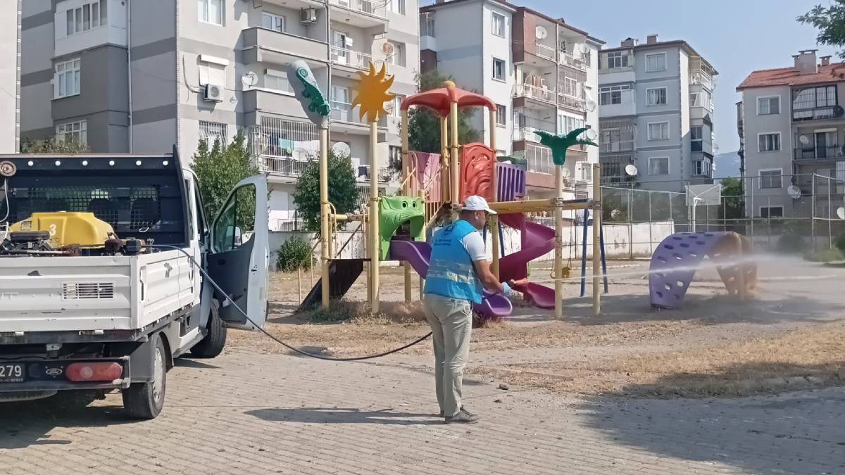 Söke Belediyesinden kene ve haşerelere karşı ilaçlama