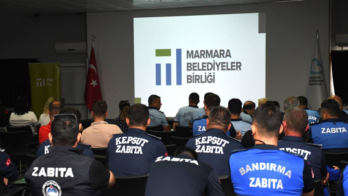 Büyükşehir’den zabıta personeline hizmet içi eğitim