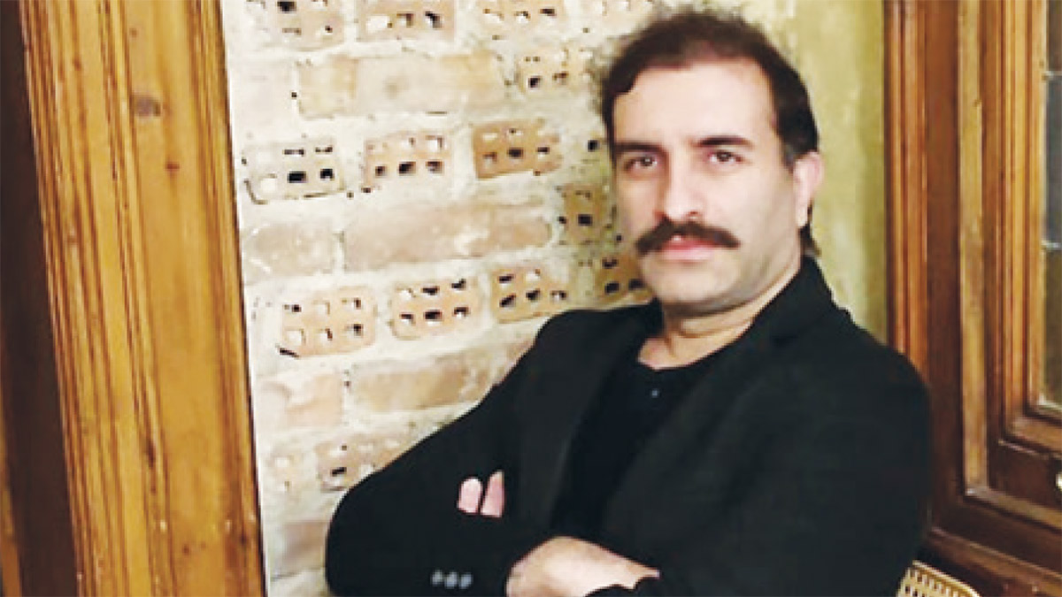 ‘Suskunlar Meclisi’ romanı Timaş Yayınlarından çıkan Cihan Çetinkaya: Susmak bir tercihse her susan suç ortağı