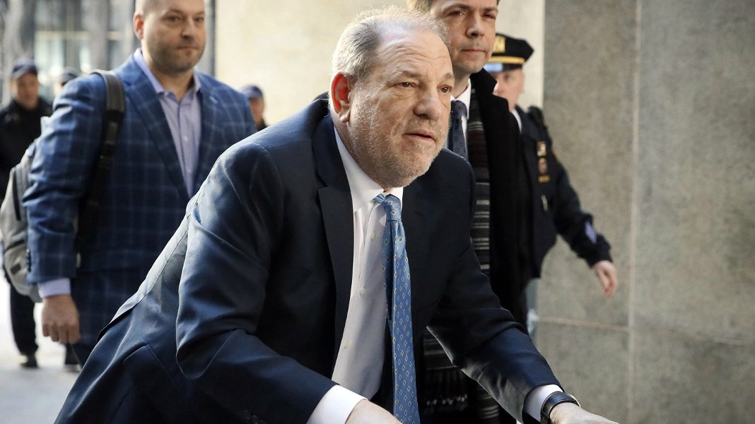 Hollywood yapımcısı Harvey Weinstein tekrar suçlu bulundu