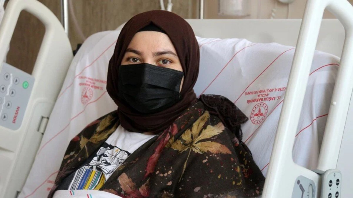 Bitki çayları karaciğerini bitirdi: 24 saatte donör bulundu, nakille kurtuldu