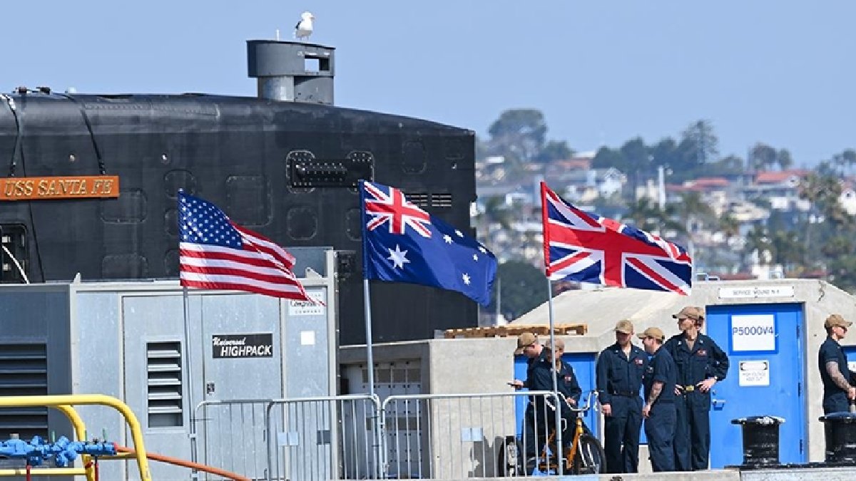 Biden döneminde İngiltere ve Avustralya ile imzalanmıştı… Trump yönetimi 239 milyar dolarlık anlaşmadan çekilebilir