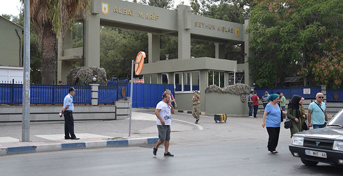 Manisa’da 1. Piyade Er Eğitim Tugay Komutanlığı Albay Arif Seyhun Kışlası'nda bomba paniği