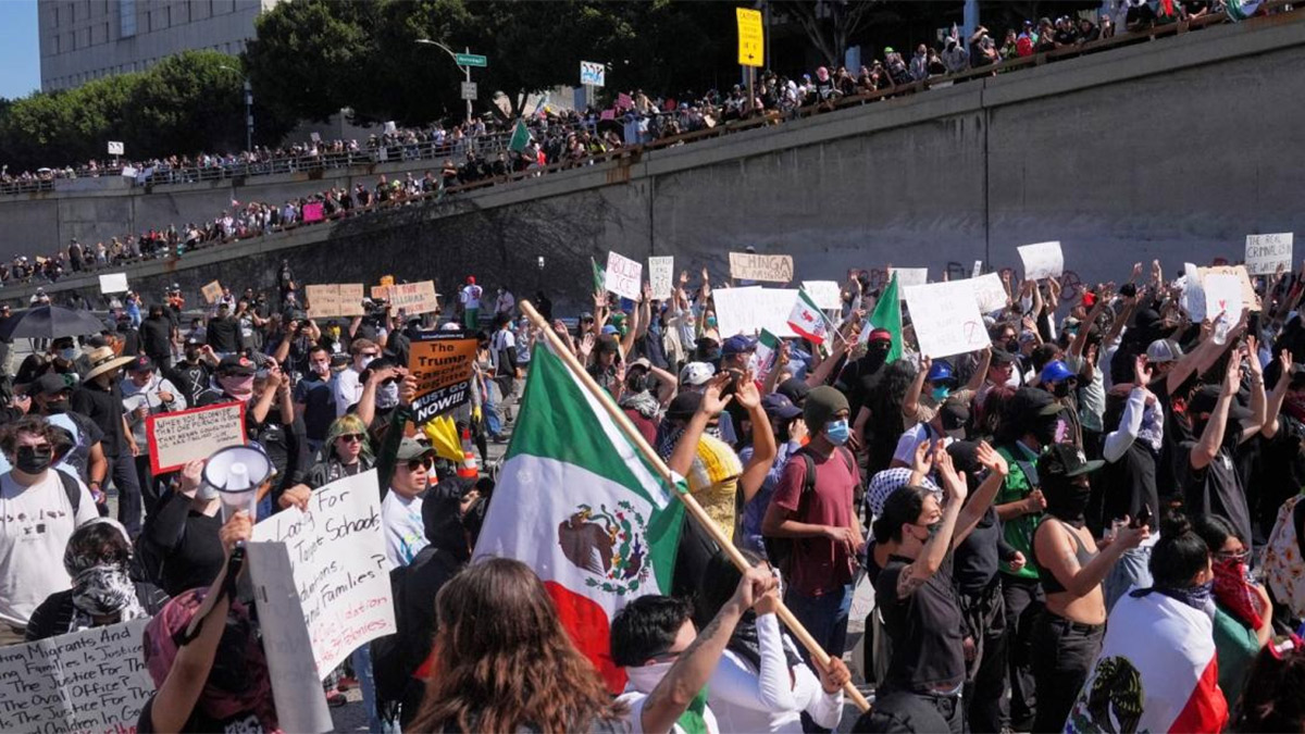 Trump gündemi değiştirmek için ‘eylemler sürsün’ istiyor