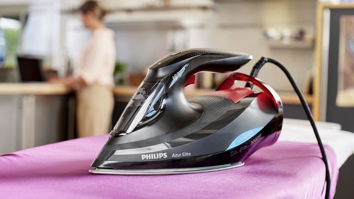 Ütü yaparken kolaylık sağlayan buzlu havlu yöntemi! Süresi yarıya inecek