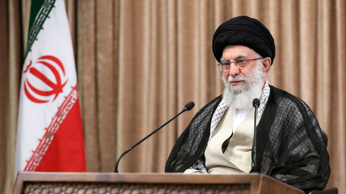 Hamaney’den İsrail’e saldırı sonrası sert mesaj: Siyonist rejim için kaçınılmaz bir sonun başlangıcı