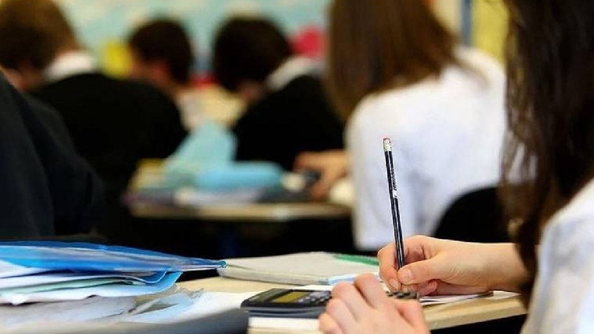 ERG raporuna göre 9. sınıf en kritik eşik, riskler artıyor: Zorunlu eğitimi azaltmak eşitsizliği derinleştirir