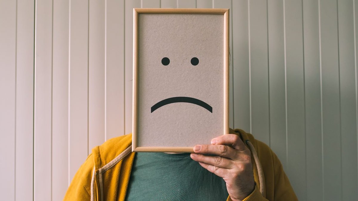 Mutluluk hayat boyu sabit değil: Hangi yaşta daha mutsuzuz?