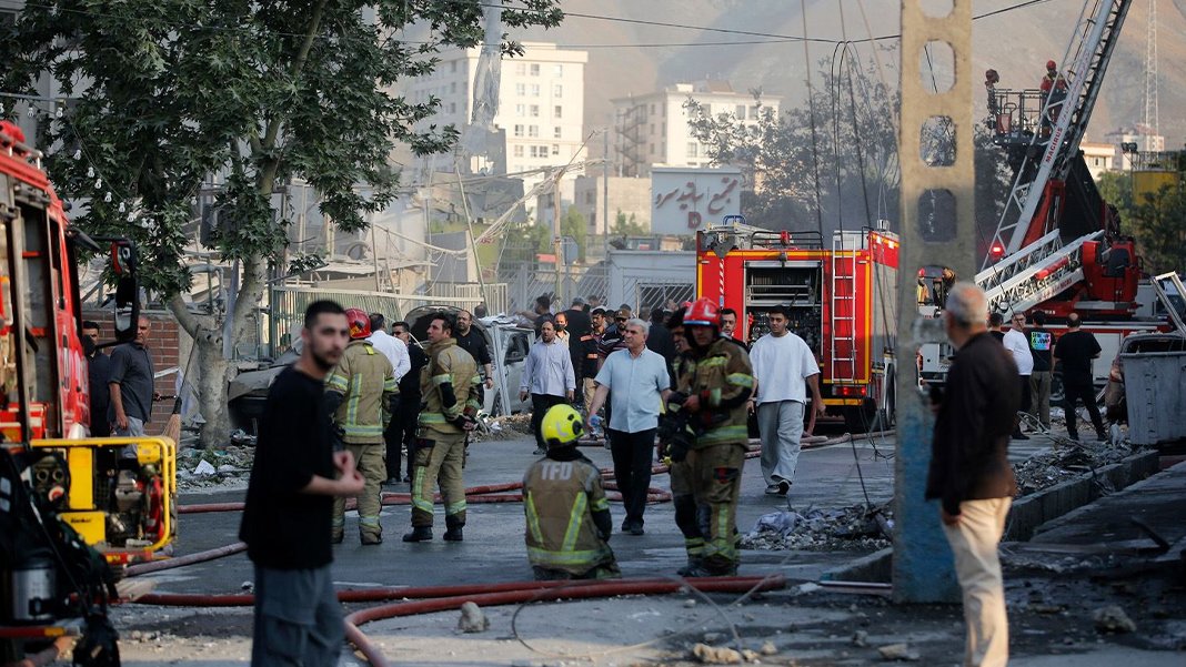 Reuters: Hedef askeri komutanlar ve nükleer programına yön veren isimler! İsrail saldırılarında en az 20 İranlı komutan öldü