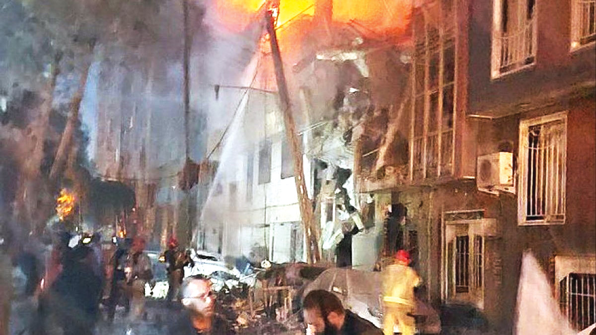 Trump'ın tetikçisi İran'ı da vurdu