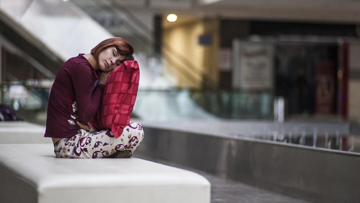 Hayattan zevk almıyor, enerjisiyle herkesi bezdiriyor! En düşük enerjiye sahip burçlar belli oldu! Herkes onlardan kaçıyor