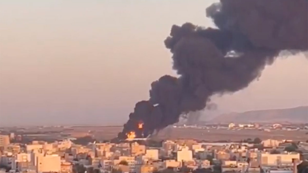 İsrail’den İran’a uzun menzilli hava harekâtı: Bakanlık binası ve havalimanı vuruldu