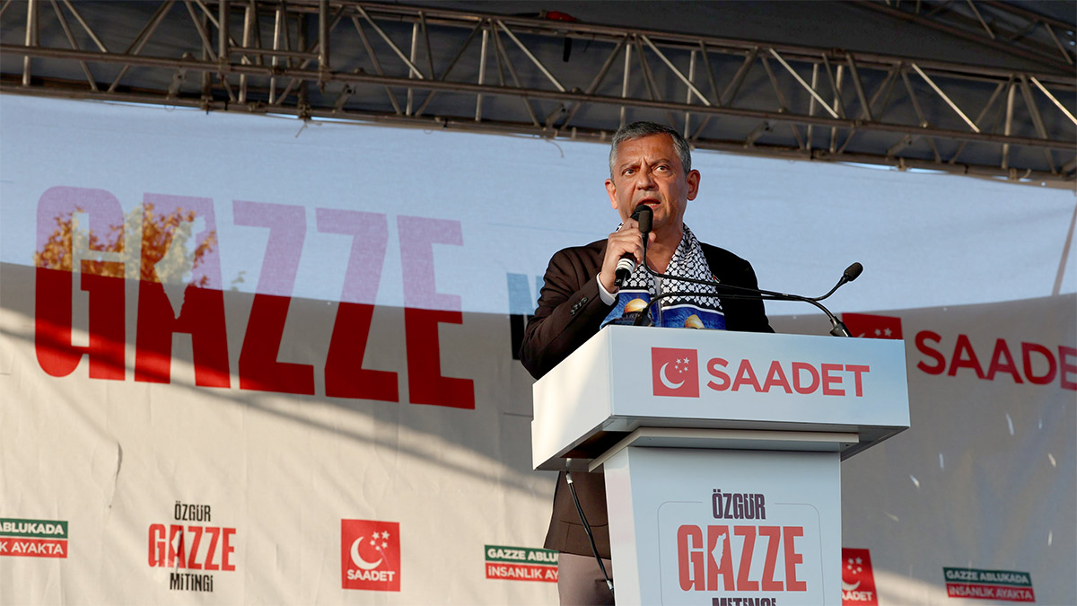 Özel'den Özgür Gazze mitinginde Batı'ya tepki: İsrail’e küçük harflerle konuşanlar, Trump’a suskun