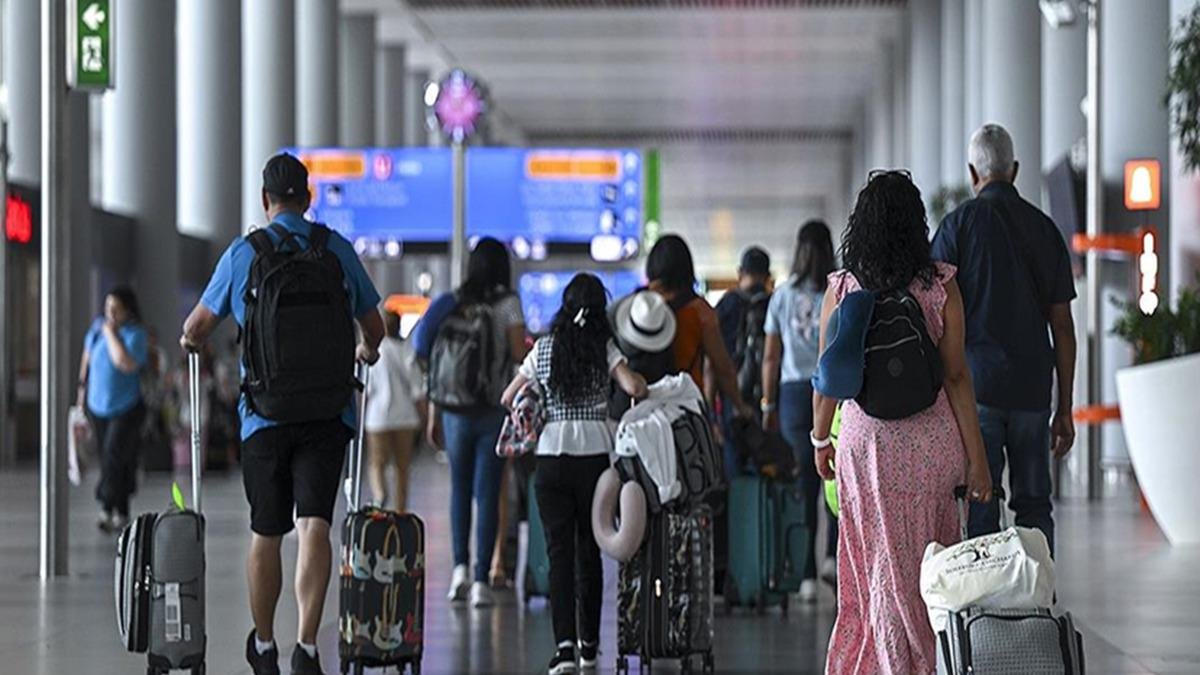 Akın akın Türkiye'ye geliyorlar! Görüntüler şoke etti: Suriyeli ve Afgan göçünün ardından yeni göç dalgası