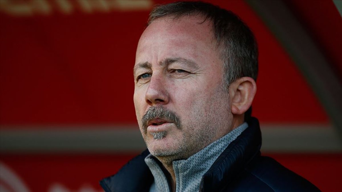 Sergen Yalçın'dan Atiba ve Josef'e sert tepki