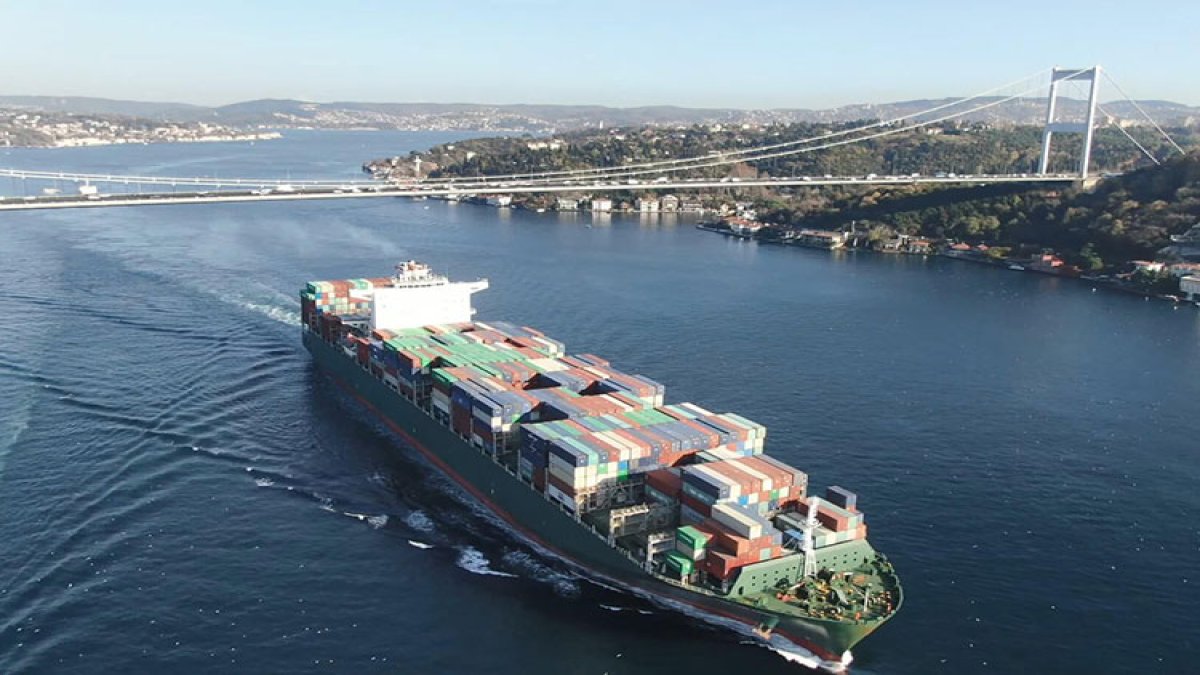 İstanbul Boğazı’nda gemi trafiği normale döndü