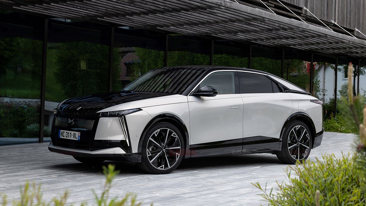 Fransız usulü elektrikli: Yeni DS N°8 ile tanışın