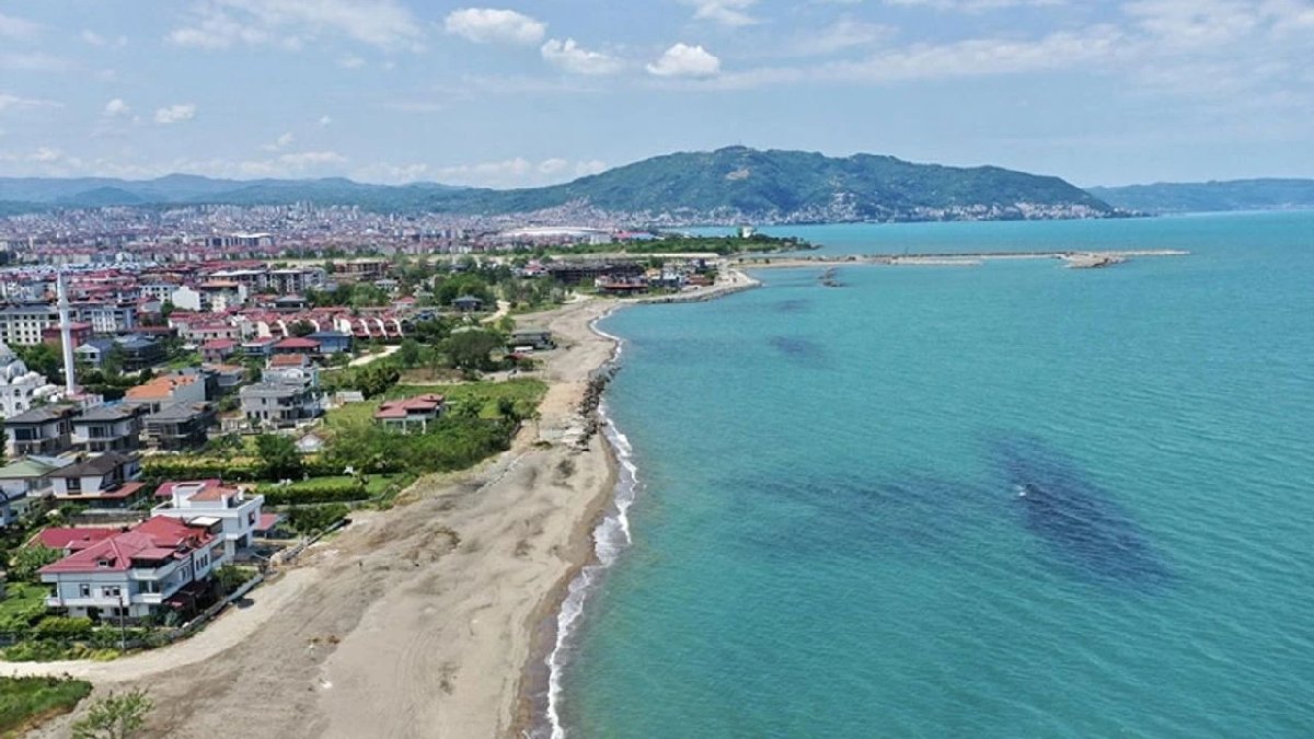 Tatilciler dikkat! Valilikten açıklama geldi: O şehirde 2 gün boyunca denize girişler yasaklandı