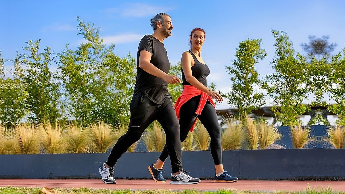 Günde sadece 100 dakika yürüyün, etkisini görün! Kronik bel ağrısı olanlar mutlaka yapın