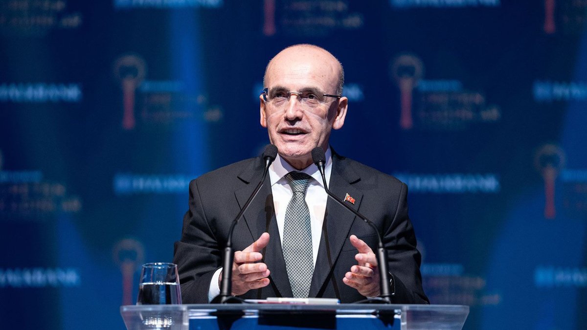 Şimşek: Cari dengede hizmet ihracatı etkili rol oynuyor