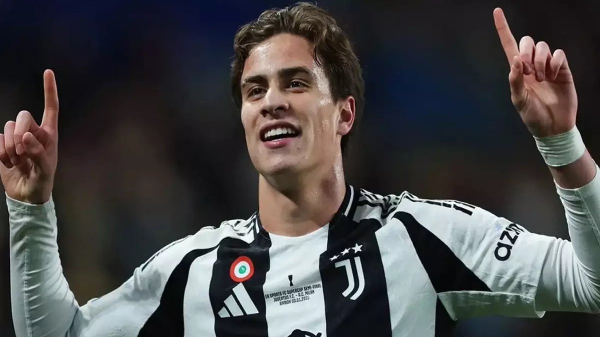 Kenan Yıldız, Türk futbolunda bir ilki başardı: Milli futbolcu zirveyi gördü