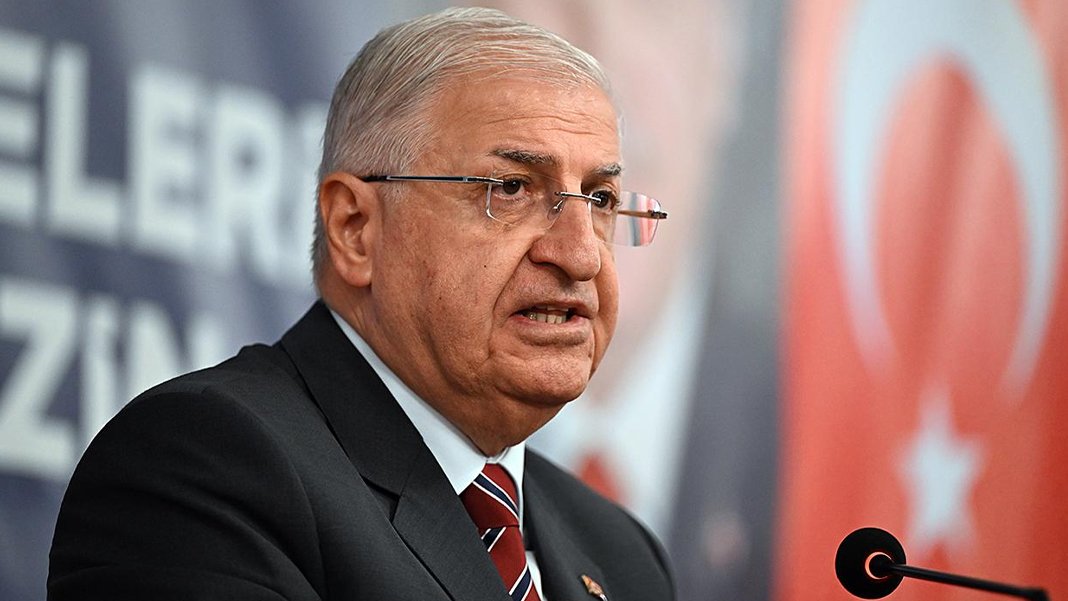 İran sınırında askeri denetim: Bakan Güler Van’a gitti