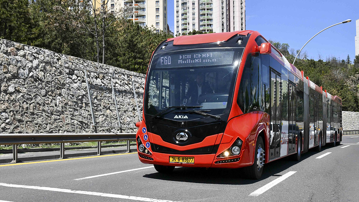 Özel metrobüs yolu şimdilik yok: Mevcut yollar kullanılacak! Ankara'da metrobüs için ilk tarih verildi