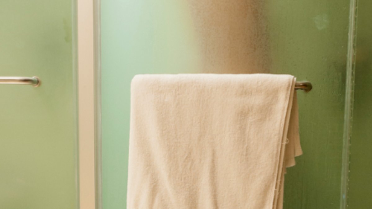 Evin her köşesi mis gibi kokacak! Havlunun içine sıkılan o 3 damla evin havasını değiştirecek