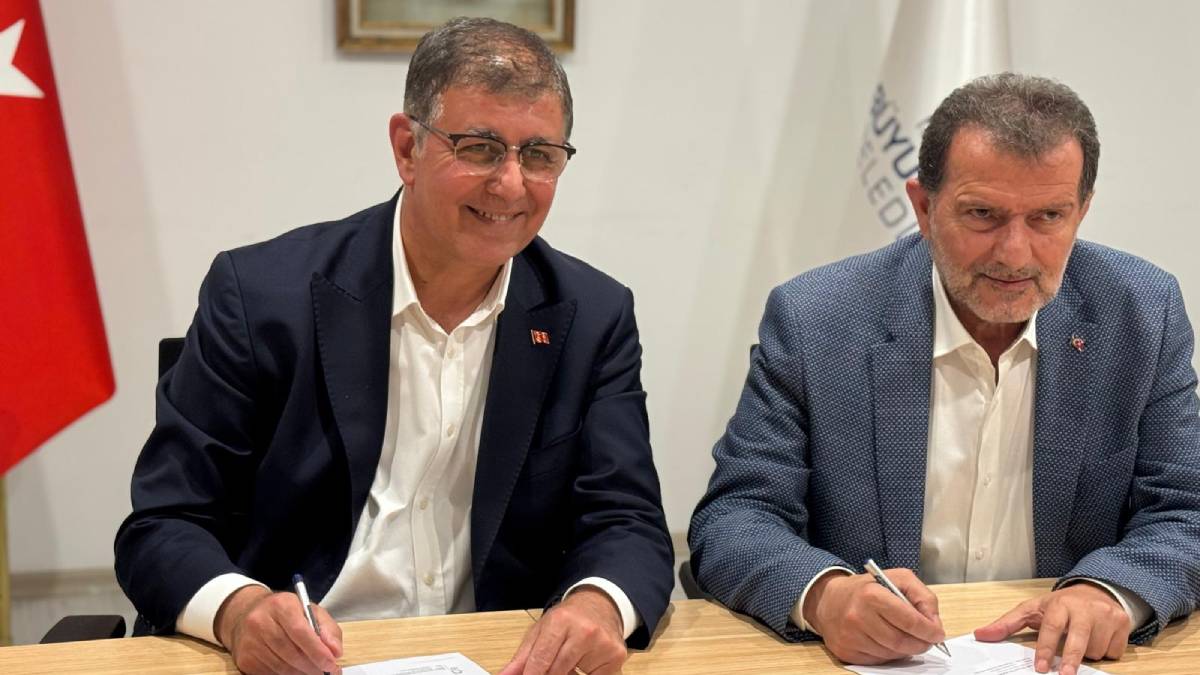 İZDENİZ’de imzalar atıldı